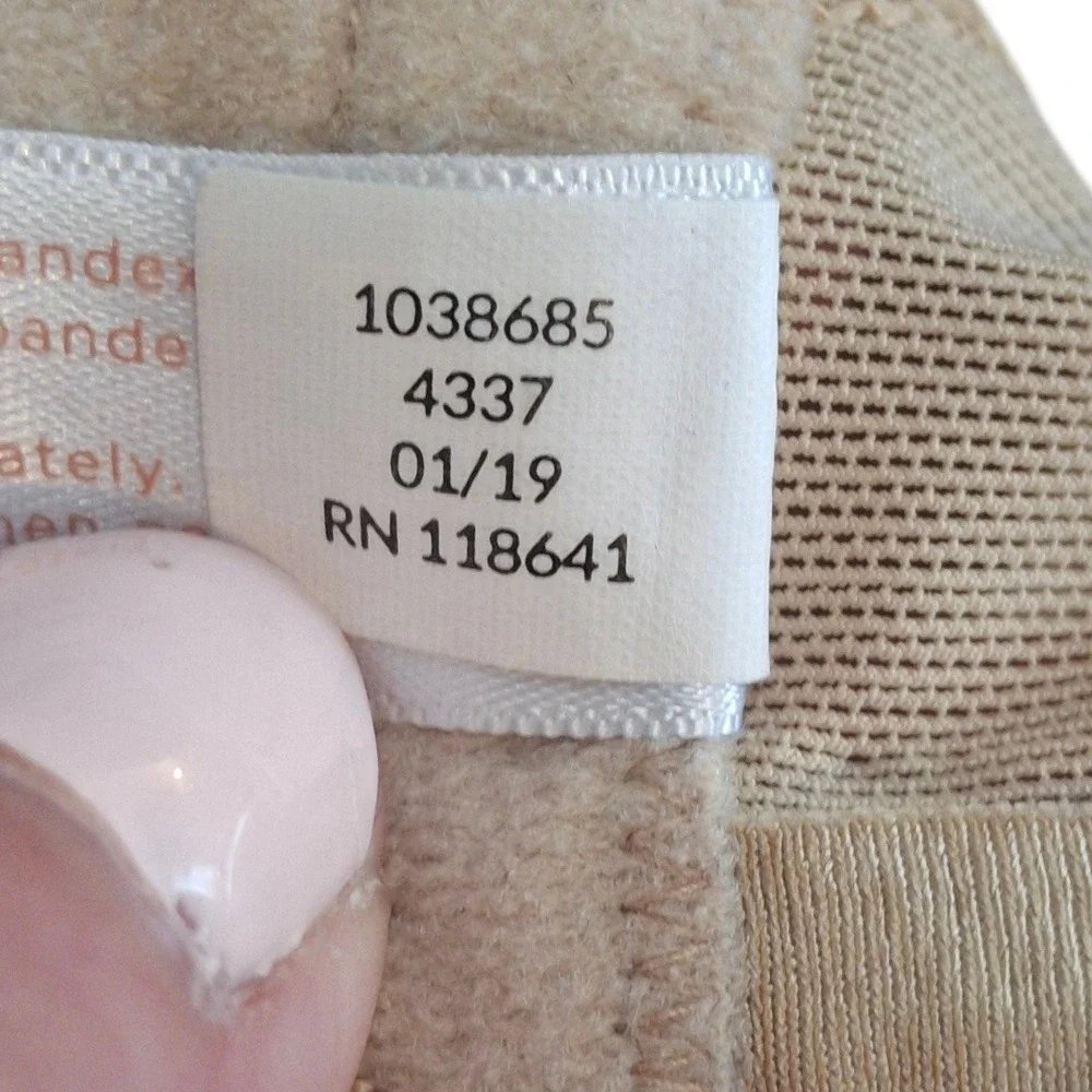 Cacique Smooth Boost Plunge Bra Tan Beige‎ Underwire 40DD 1038685